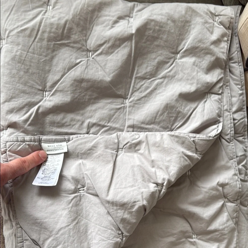 West Elm Gray Comforter Luxurious Bedding